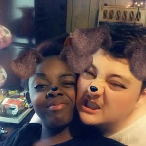 Meet your Posher, Chanel